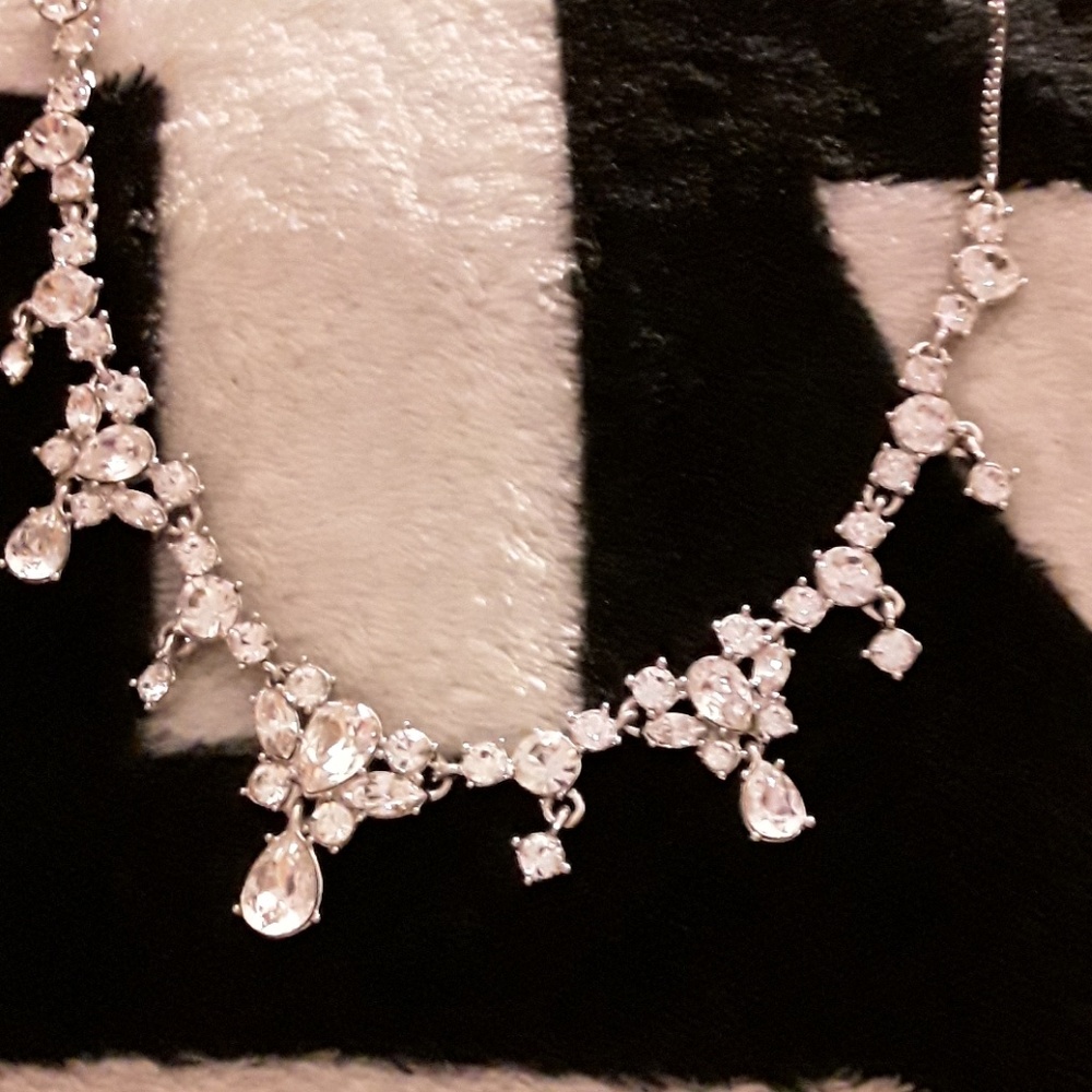Givency necklace